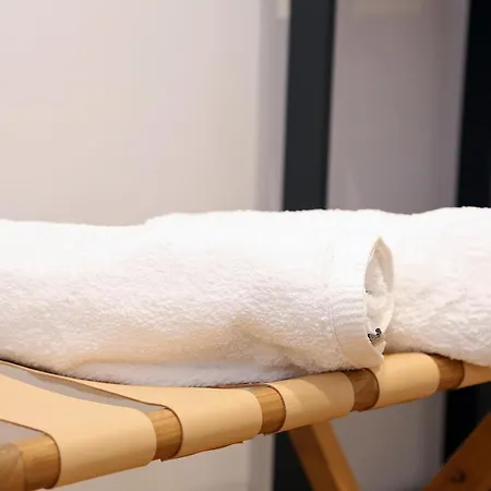 Apartment Piso Moderno A 2 Minutos Del Casco Viejo Con Parking Gratis