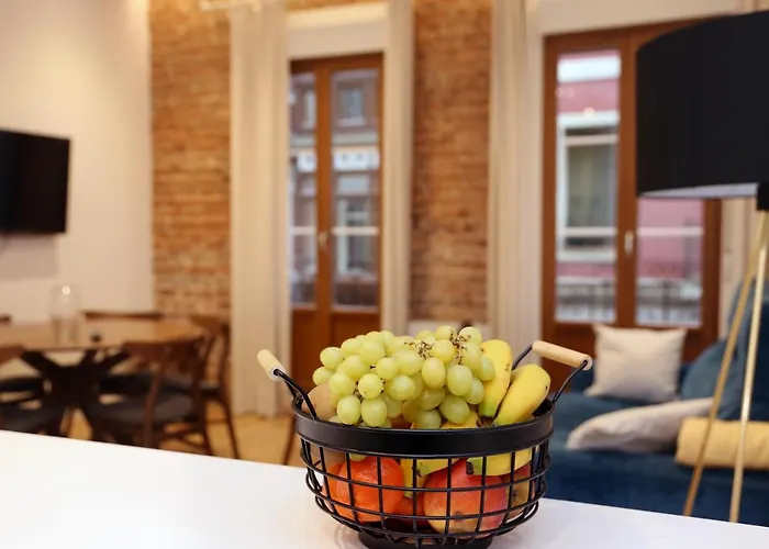 Apartamento Piso Moderno A 2 Minutos Del Casco Viejo Con Parking Gratis