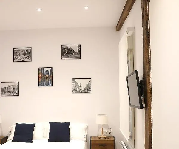Piso Moderno A 2 Minutos Del Casco Viejo Con Parking Gratis Apartamento Bilbau