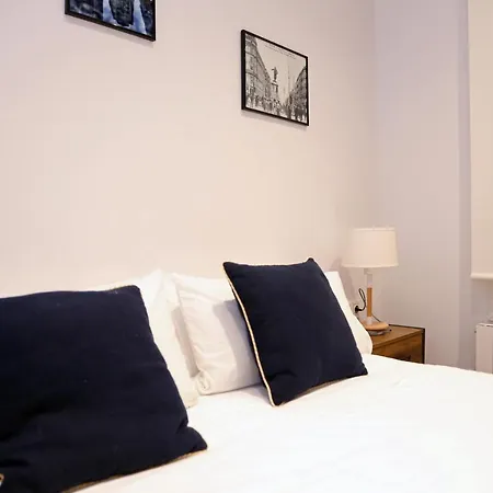 Piso Moderno A 2 Minutos Del Casco Viejo Con Parking Gratis Appartamento Bilbao