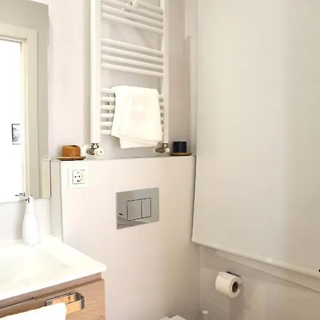 Piso Moderno A 2 Minutos Del Casco Viejo Con Parking Gratis Bilbau