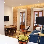 Апартаменты Piso Moderno A 2 Minutos Del Casco Viejo Con Parking Gratis *