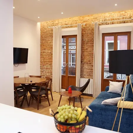Apartman Piso Moderno A 2 Minutos Del Casco Viejo Con Parking Gratis *